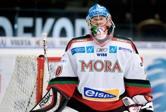 Juha Pitkämäki, Målvakt Mora