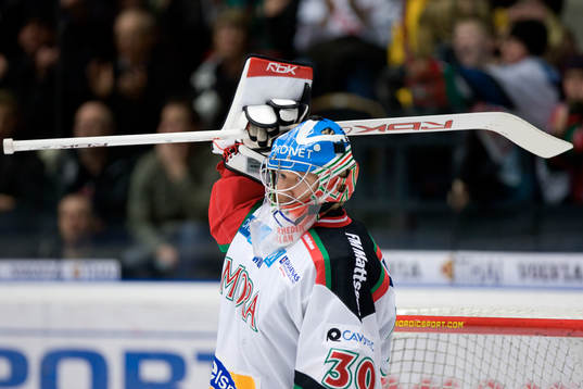 Juha Pitkämäki, Målvakt Mora