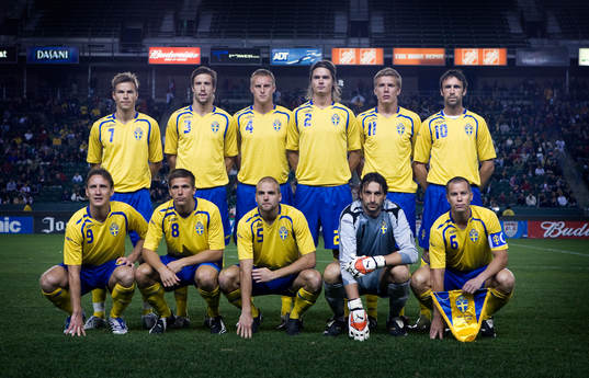 Bak Fr.v. Niclas Alexandersson, Mattias Bjärsmyr, Peter