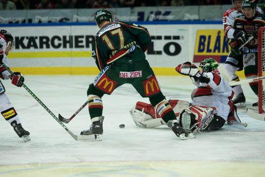 Mikael Holmqvist, Frölunda gör 1-0