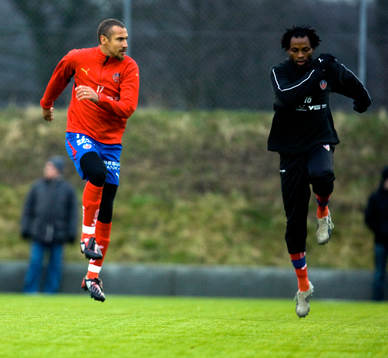 Henrik Larsson och René Makondele