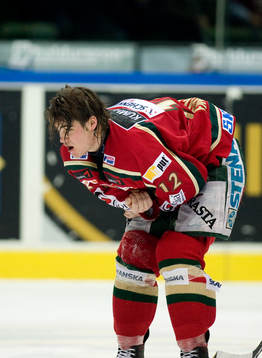 Karl Fabricius i Frölunda blir av med några tänder