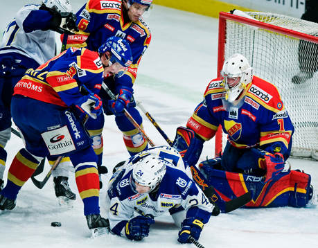 Kaos när David Printz, Djurgården, och Jan Hrdina, HV71,