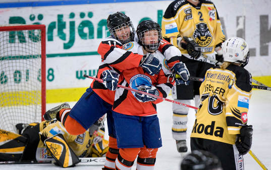 Ishockey, dam, European Women Champions Cup, Aisulu -