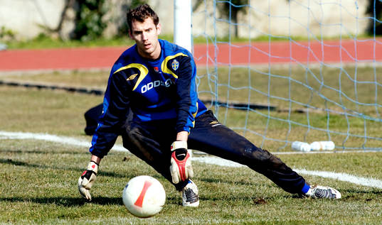 Andreas Isaksson,  Målvakt