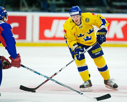 Jonas Junland, Sverige