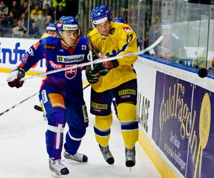 Dominik Granak, Slovakien, trycker till Karl Fabricius,