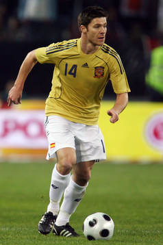 Xabi Alonso, Spanien