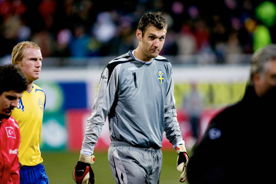 Andreas Isaksson, Sverige