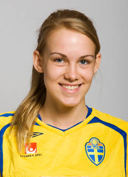 Frida Dahlberg, Sverige