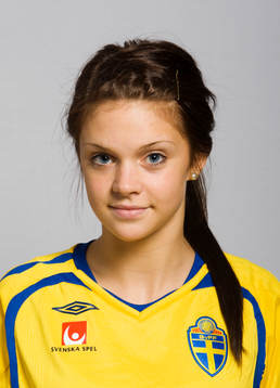 Lisa Petersson, Sverige