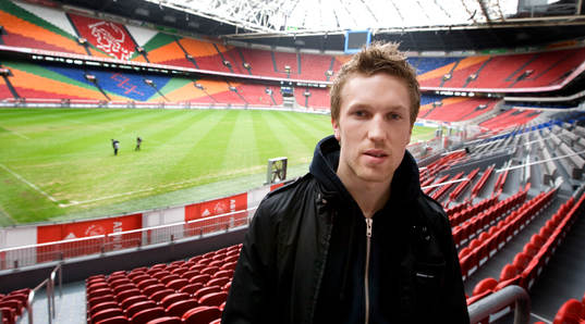 Rasmus Lindgren, Ajax inne Ajax hemmaarena Amsterdam Arena.