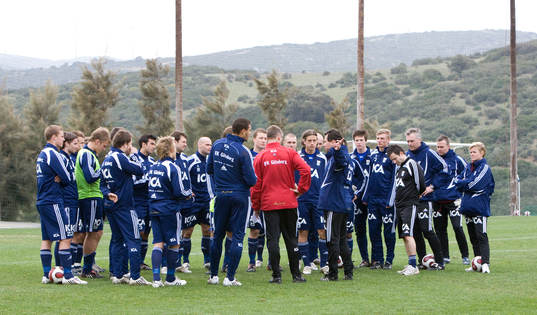 IFK-gänget samlat för instruktioner