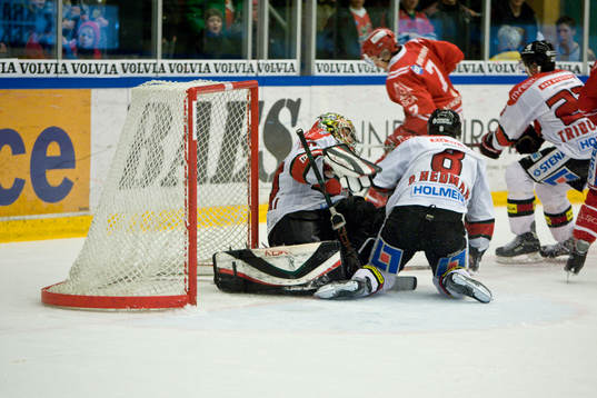Michal Zajkowski, Målvakt Modo skadar sig