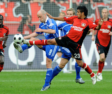 Fabian Ernst och Arturo Vidal