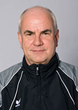 Tapani Keino, assisterande tränare