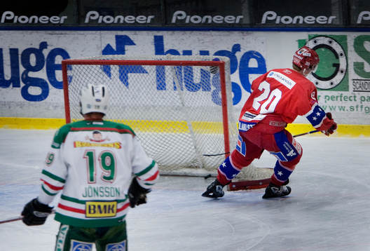 Kenny Jönsson, Rögle kan bara se på när Victor