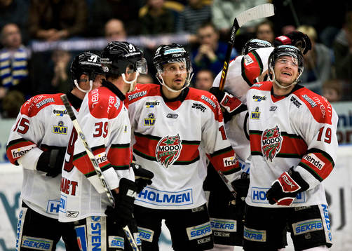 1-2 genom Jari Tolsa, jubel med Andreas Salomonsson
