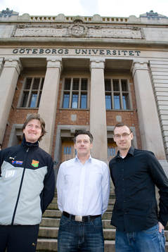 Fotbollstränarna in på universitetet: Fr v - Patrik