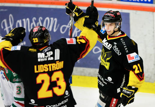 0-3, jubel av Kalle Olsson