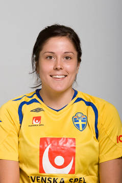 Madelaine Edlund, Sverige