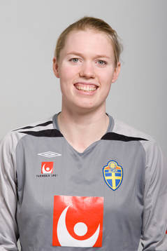 Hedvig Lindahl, Sverige