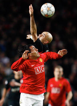 Carlos Tevez, Manchester och Cris, Lyon