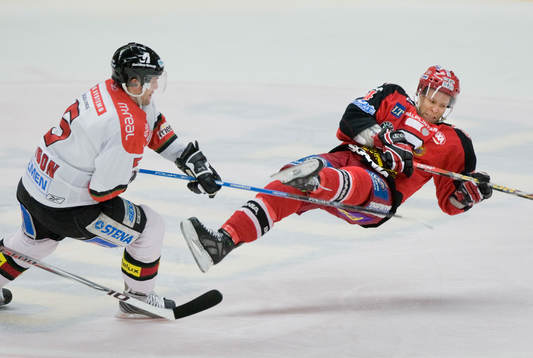 Hans Jonsson, MODO, och Robert Carlsson, Södertälje