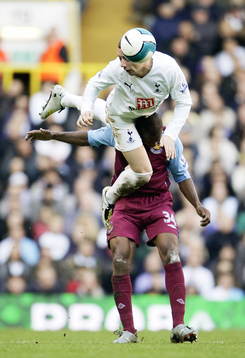 Alan Hutton, Tottenham och Luis Boa Morte, West Ham