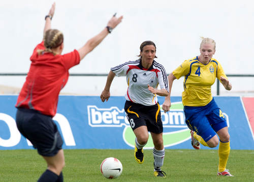 Navina Omilade, Tyskland, och  Anna Paulson, Sverige