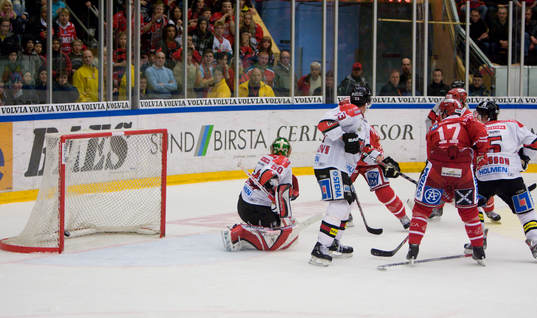 Mika Pyörälä, Timrå gör 2-2 på Karol Krizan, Målvakt