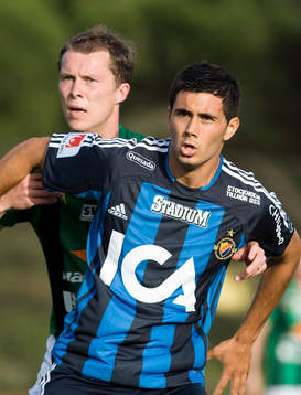 Fredrik Lundgren, GAIS, och Federico Almerares, Djurgården