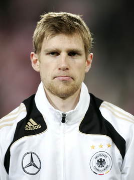 Per Mertesacker, porträtt