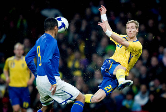 Christian Wilhelmsson, Sverige skjuter