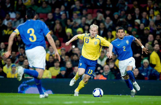 Mikael Dorsin, Sverige, och Daniel Alves, Brasilien