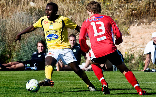 Jamal Mohamed, Enköping, skämde ut sig när han spottade
