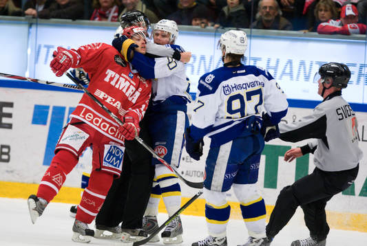 Andreas Jämtin, HV71 håller fast Robert Carlsson, Timrå