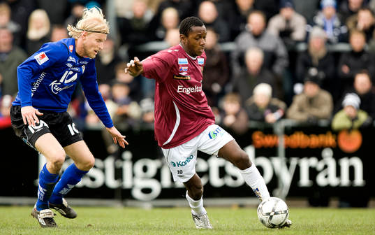 Per Johansson och Yannick Bapupa