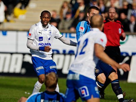 Kevin Amuneke, Norrköping, visar sin frustration
