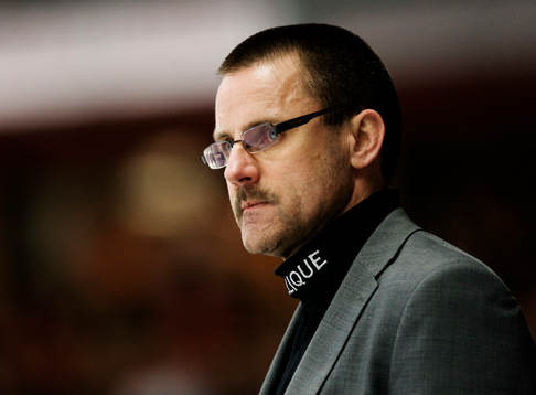 En sammanbiten Tommy Samuelsson, tränare Färjestad