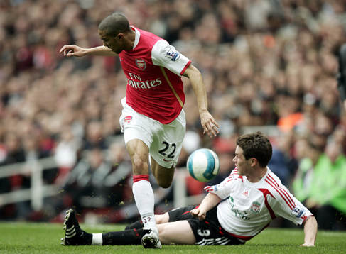 Gael Clichy och Steve Finnan