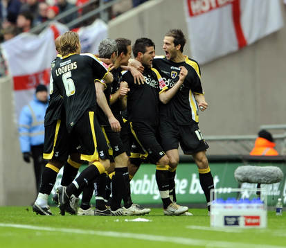 Cardiff, Joe Ledley, jubel
