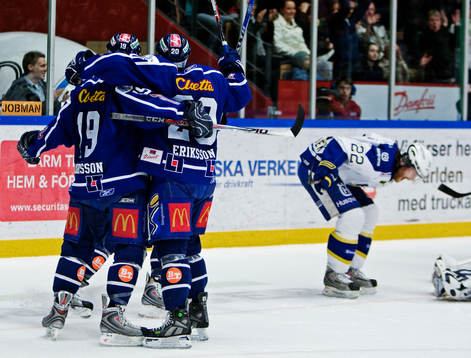 David Petrasek, HV71, skriker ut sin frustration när