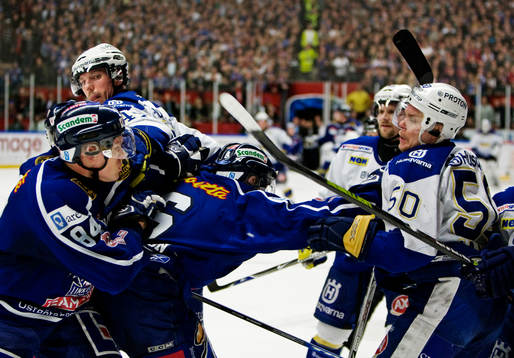 Patric Blomdahl, Linköping, ger sig på Andreas Jämtin,