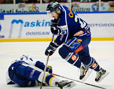 Niklas Persson, Linköping, gör det avgörande målet