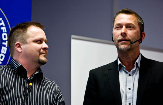 Roar Hansen tränare i Ängelholm och Sonny Karlsson