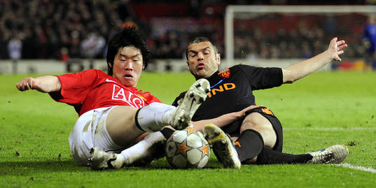 Ji Sung Park och Max Tonetto