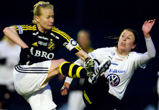 Anne Mäkinen, AIK och Hanna Ljungberg, Umeå
