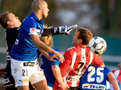 Johan Dahlin, målvakt, Trelleborg och Max Fuxberg,