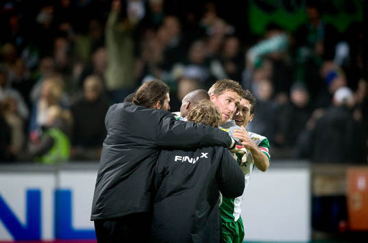 Hammarby springer in och jublar med Kristoffer Björklund,